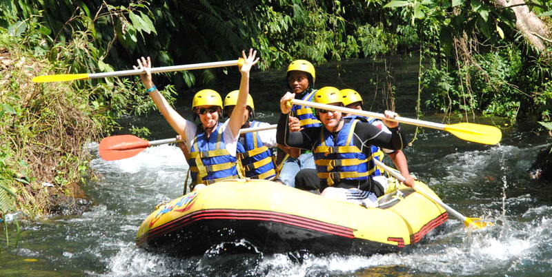 Telaga Waja Rafting and Besakih Tour