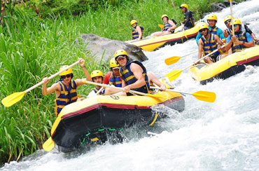 Telaga Waja Rafting + Elephant Ride + Spa Packages